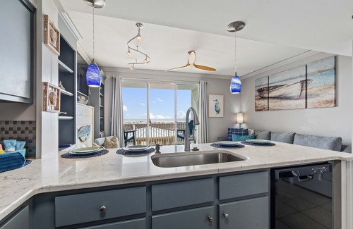Dauphin Island Condo | Updated Beachfront Condo~Turtles Nest, East