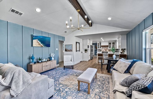 McKinney House | UPDATED BUNGALOW IN DOWNTOWN MCKINNEY