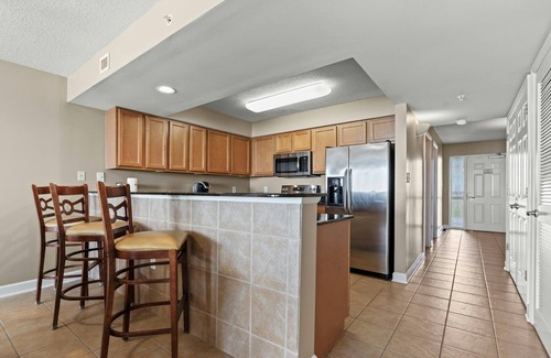 Crescent Beach Condo | Updated Condo with Jacuzzi Tub, Indoor Lazy River | Malibu Pointe - 1103