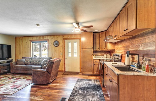 Conover Cabin | Updated Conover Cabin w/Nearby Boating Access!