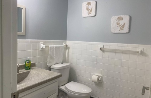 Normal Apartment | Updated Cozy 1bd Near Rivian & ISU