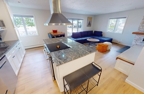 Dillon Condo | Updated End Unit In Town! Walk to Concerts, Marina, Parks, Rec Path