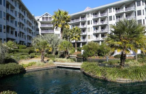 North Forest Beach House | Updated Granite Stainless Steel New Tile Bikes & Beach Gear included