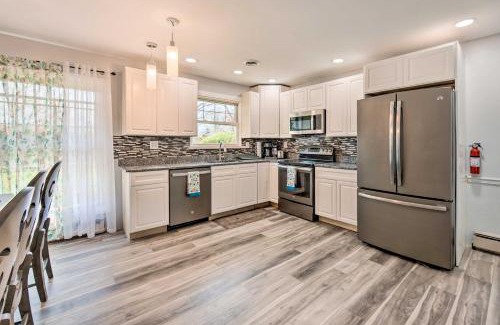 Palmyra House | Updated Home with Pool Table about 4 Mi to Hershey!