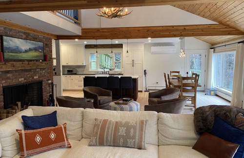 Stratton Mountain House | Updated luxury home on shuttle, with hot tub, sauna, fireplace, mountain views!