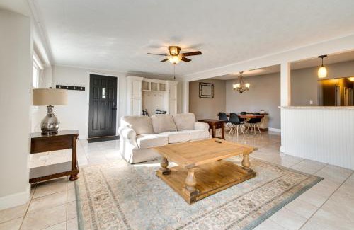 Robinson Apartment | Updated Robinson Vacation Rental with Fireplace!
