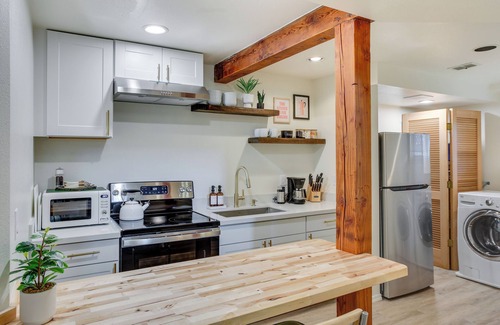 Central Tacoma House | Updated Tacoma Home w/Fire Pit!