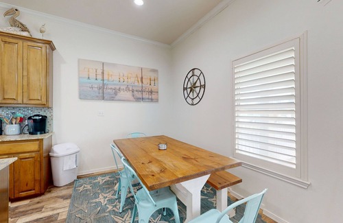 Bella Vista House | Updated waterfront home minutes to beach with patio & deck views - dog-friendly
