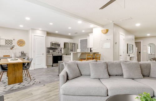 Winder House | Updated Winder Home ~ 49 Mi to Atlanta!