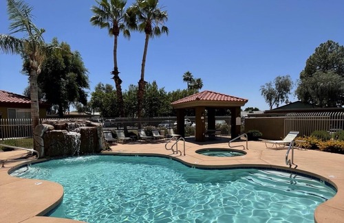 Deer Valley Condo | Upgraded King bed and walk-in shower lovely 2 Br, 2 Bath, Resort style condo