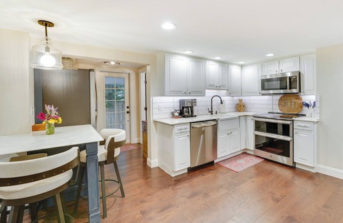 Bridgeton Townshp House | Upper Black Eddy Home w/Delaware River Access!