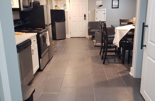 Benning Apartment | Upscale 1-bedroom apartment in Northeast Washington