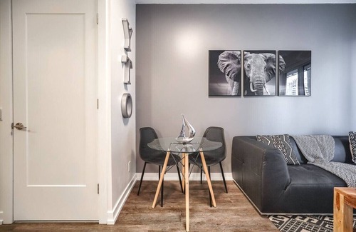Church and Wellesley Apartment | Upscale 1BR Apt with Stunning Views, near CN Tower