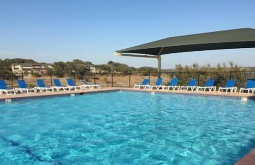 Point Venture House | Upscale 5BR Home on Lake Travis/hottub/lake Views