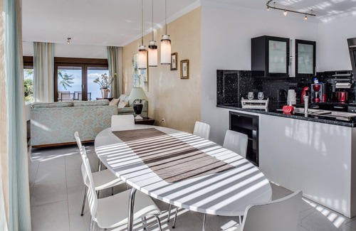 Guia de Isora Apartment | upscale furnishings, 2 bedrooms, 2 bathrooms, community pool, dream view