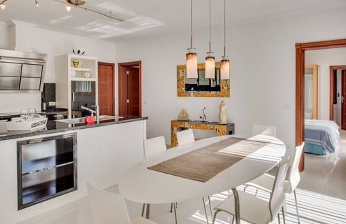 Guia de Isora Apartment | upscale furnishings, 2 bedrooms, 2 bathrooms, community pool, dream view