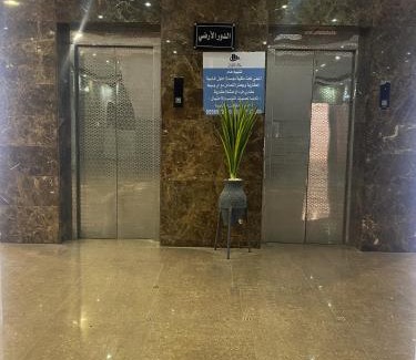 Riyadh Apartment | Upscale modern apartment شقة راقية أمام محطة الميترو