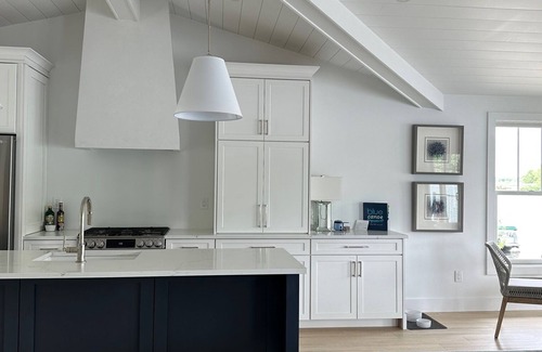 Lily Dale Cottage | Upscale Newly Renovated Blue Canoe Lakefront-Directly on C4C Snowmobile Trail