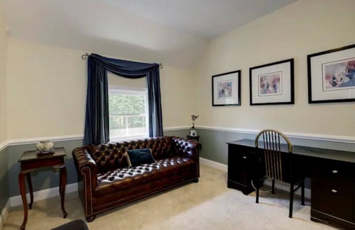 Potomac Apartment | Upscale quiet area amazing view