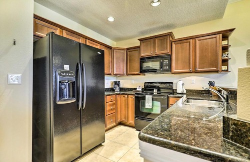Carrollwood Apartment | Upscale Unit in Private Golf Resort with Pool!
