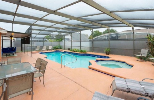 Lindfields Villa | Upscale Well-Appointed Holiday Villa! Private Pool