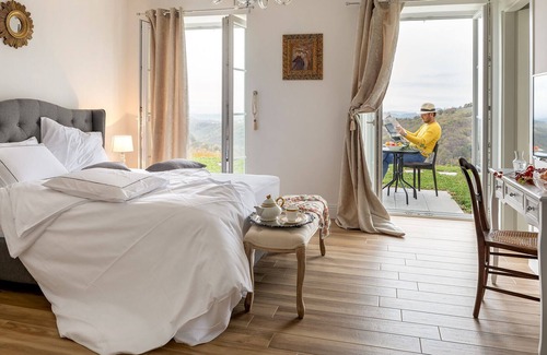 Kojsko House | Upscale winecountry B&B