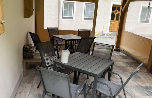 Bad Bleiberg Apartment | UPSTAIRS, 2 BEDROOMS APARTMENT - small room with 2 single beds