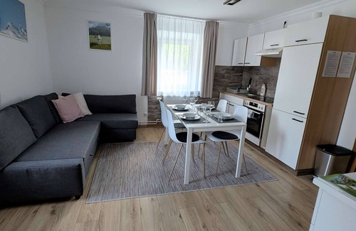 Bad Bleiberg Apartment | UPSTAIRS, 2 BEDROOMS APARTMENT - small room with double bed