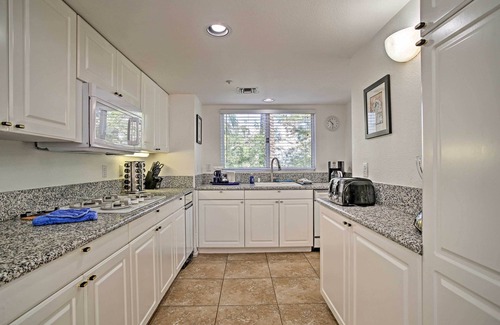 Cathedral City Resort | Upstairs suite, overlooking the pool
