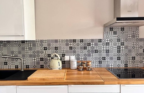 Filothei Apartment | Uptown Suburb Apartment