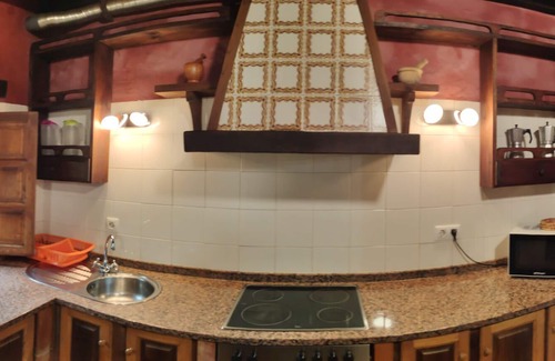 Entrambasaguas Cottage | Ur Valley 2. Near beaches and Cabárceno 8 adults and 4 children