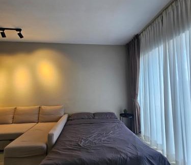 Batu Caves Apartment | Urban 360 Batu Caves Sri Gombak Selayang Wifi Netflix by N&N