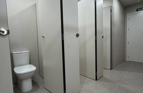 Central District Hotel | Urban Cube Hostel Granada