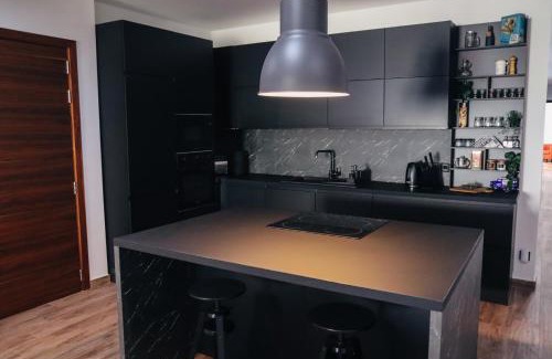 Zurrieq House | Urban Design 3 Bedroom Apt Main Bedroom