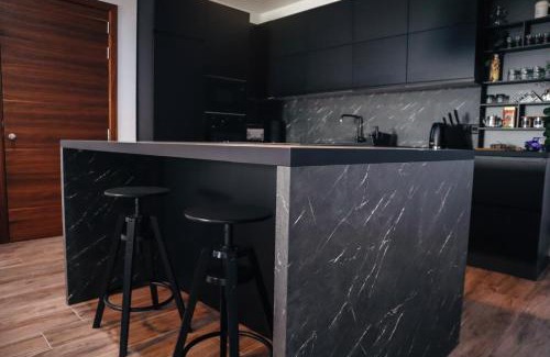 Zurrieq House | Urban Design 3 Bedroom Apt Main Bedroom