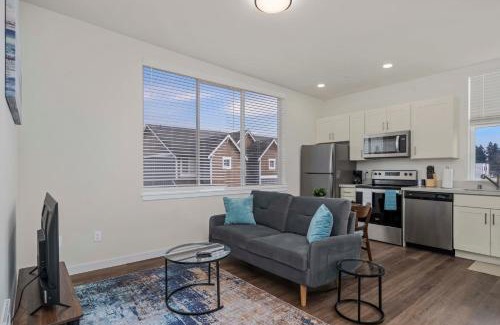 South Tacoma Apartment | Urban Living: Stylish Apts in the Heart of Tacoma