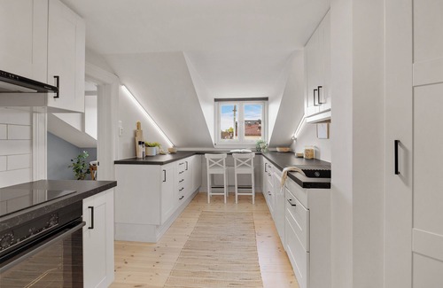 Grunerlokka Apartment | Urban Oasis in Trendy Grünerløkka - entire unit