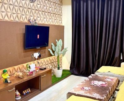 Jhotwara Apartment | Urban oasis Modern 3BHK, sandy cafe with balcony views