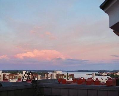 Kallio Apartment | Urban penthouse next to Metro with city views