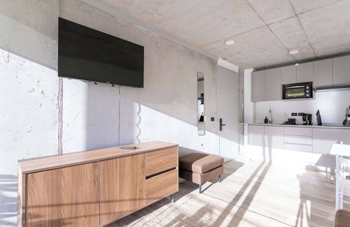 Santiago Apartment | Urban Retreat Mall Plaza Egana Style and Comfort