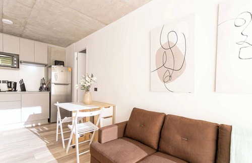 Santiago Apartment | Urban Retreat Mall Plaza Egana Style and Comfort