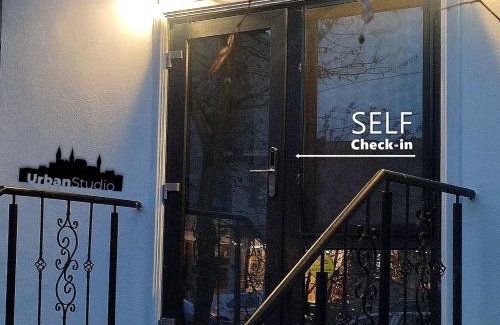 Hunedoara Apartment | Urban Studio - Self Check-in