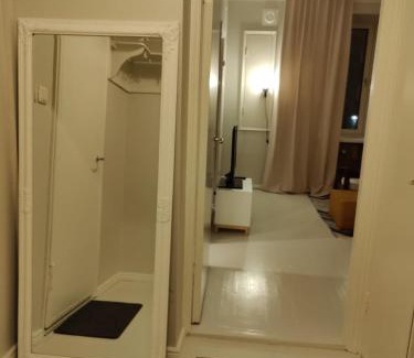Kallio Apartment | Urban & Stylish 1BR by the metro