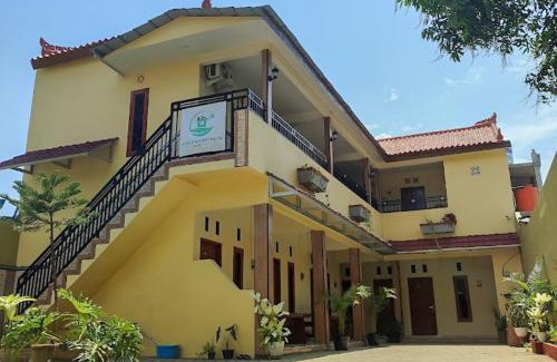 Kalipuro Hotel | Urbanview Griya Lota Guest House Banyuwangi