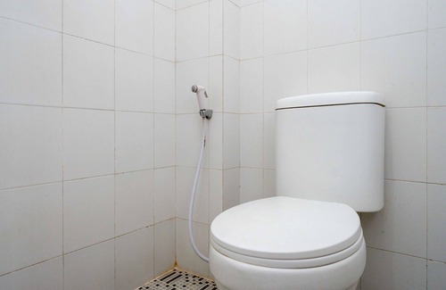 Purwokerto House | Urbanview Hotel Double Tree Purwokerto