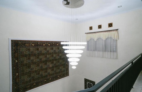 Klojen House | Urbanview Hotel Griya Surya Malang by RedDoorz