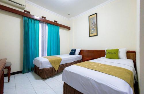 Gubeng Hotel | Urbanview Hotel Pasah Asi Gubeng by RedDoorz