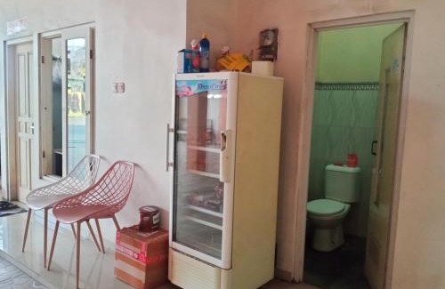 Tegal Hotel | Urbanview Hotel Rifal Home Tegal
