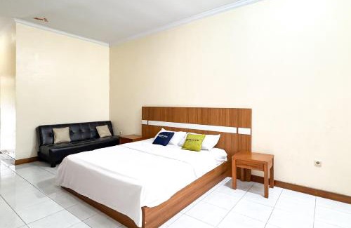 Java Hotel | Urbanview Hotel Sabitha Kalijati Subang