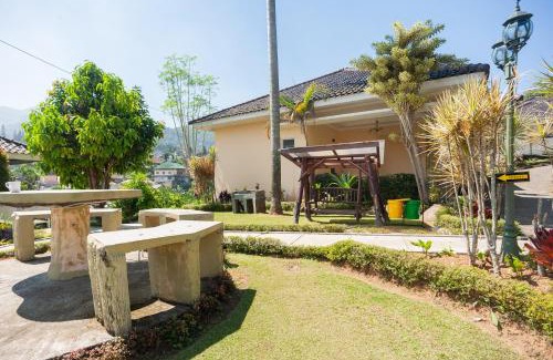 Cisarua Hotel | Urbanview Resort Syariah Khansa Cisarua Puncak by RedDoorz